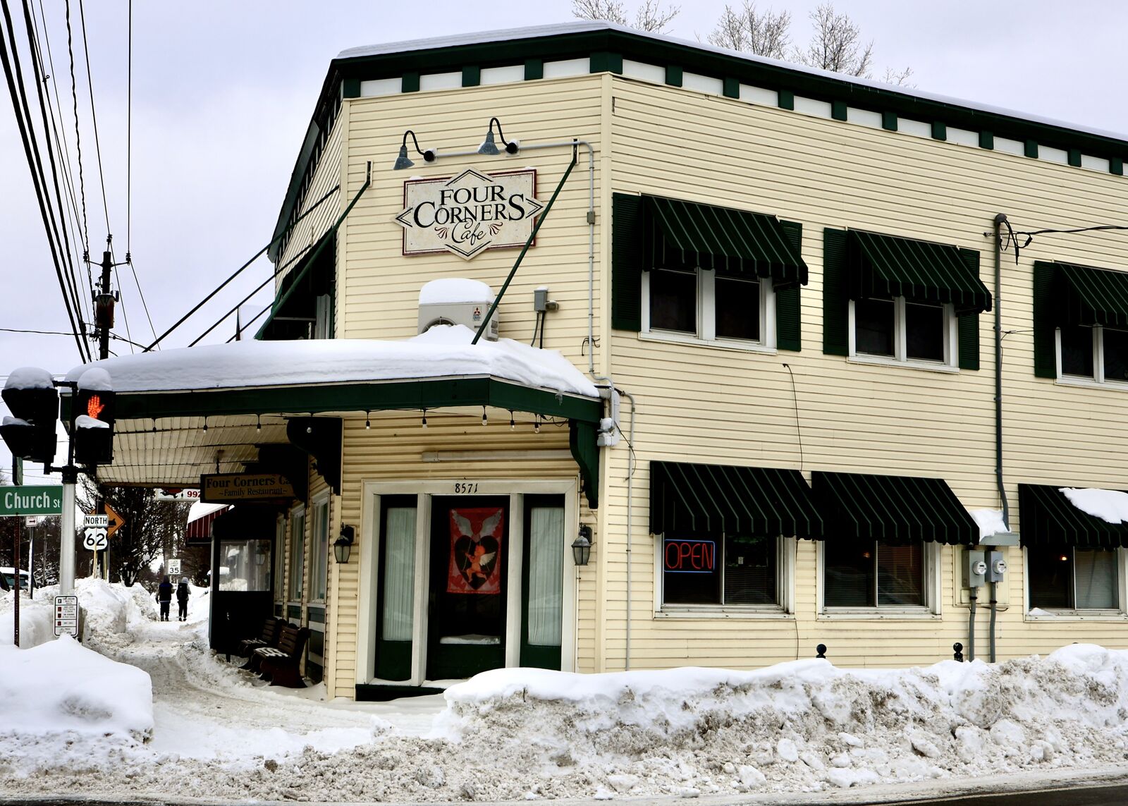 Four Corners Cafe in downtown Eden on a snowy winter day
